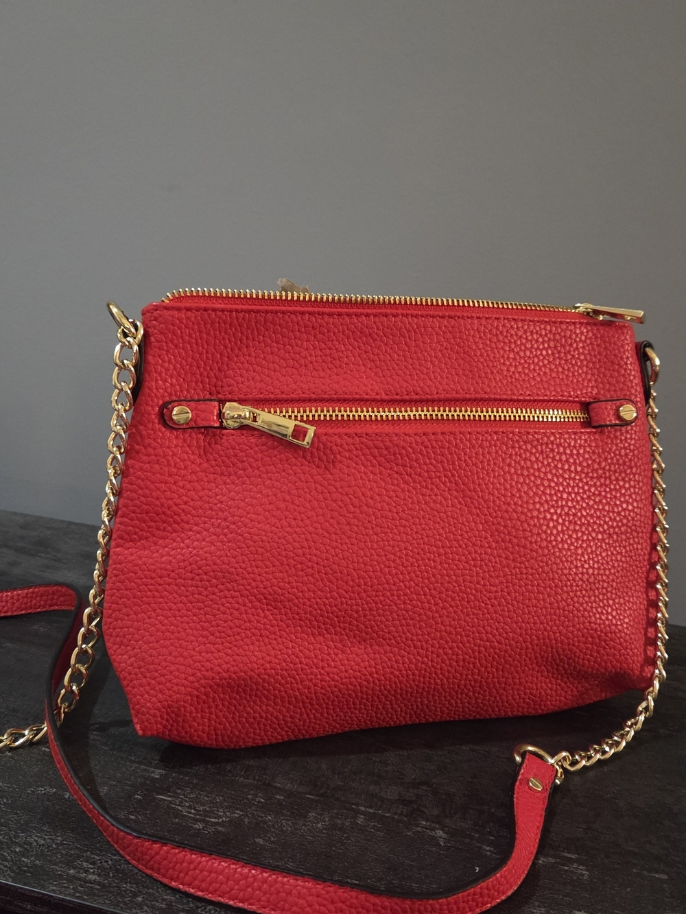 NEW No Tags Pebbled Red Leather Crossbody Bag with Gold Chain Strap